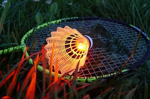 Talbot Torro Badminton-Set Magic Night, 2 Schläger, 2 LED Federbälle für das Spiel bei Nacht, in wer