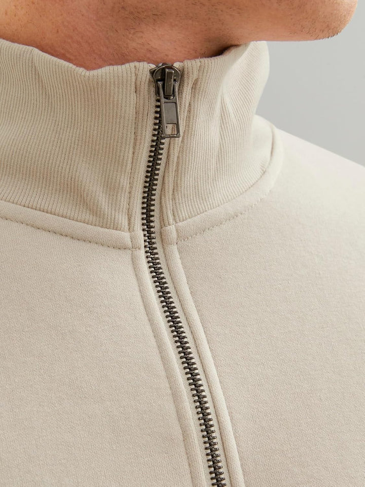 JACK & JONES Male Sweatshirt mit halbem Reissverschluss Einfarbig Sweatshirt mit halbem Reissverschl
