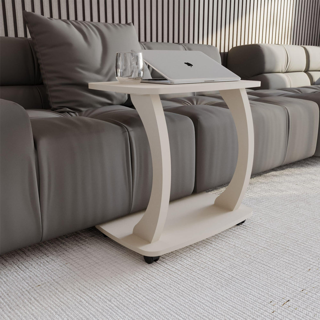 Beistelltisch Couch, mit Rollen, Laptoptisch für Couch, Kleiner Wohnzimmertisch, Sofatisch in stylis
