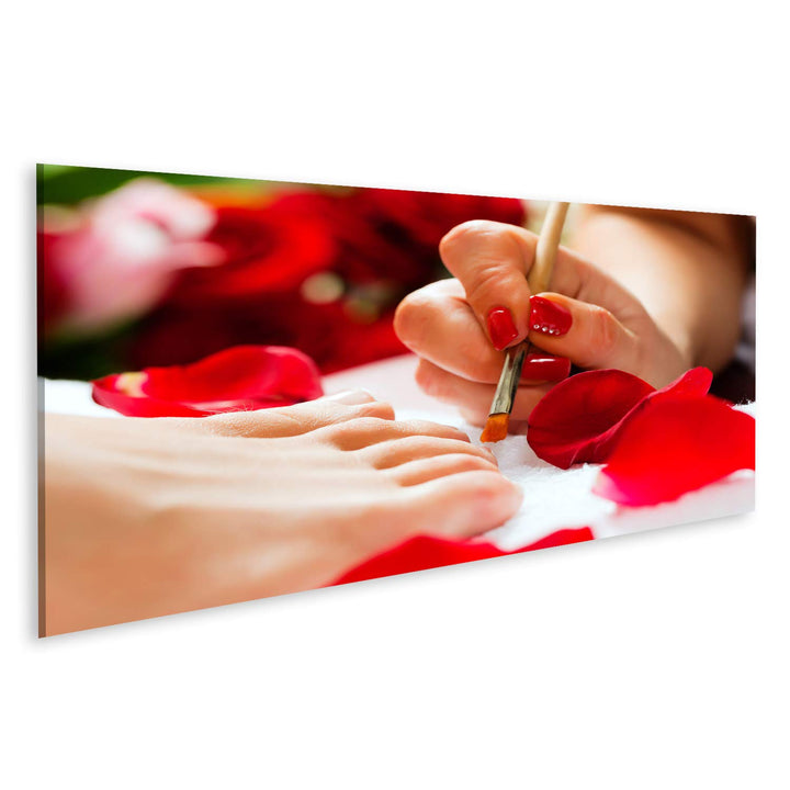 islandburner Bild auf Leinwand Frau Nagelstudio Pediküre Roter Nagellack Bilder Wandbilder Poster Le