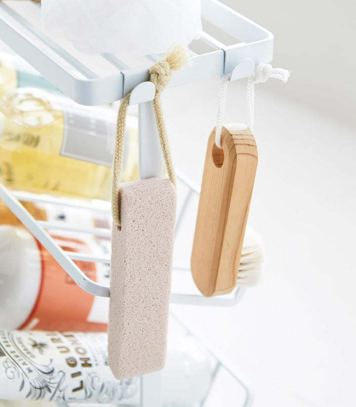 YAMAZAKI Home Tower freistehender Dusch-Caddy – Badezimmer-Organizer, Aufbewahrungshalter, 43,2 cm –