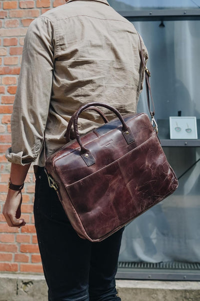 HOLZRICHTER BERLIN Briefcase Aktentasche (M). Handgefertigte grosse Tragetasche, Laptoptasche und Um