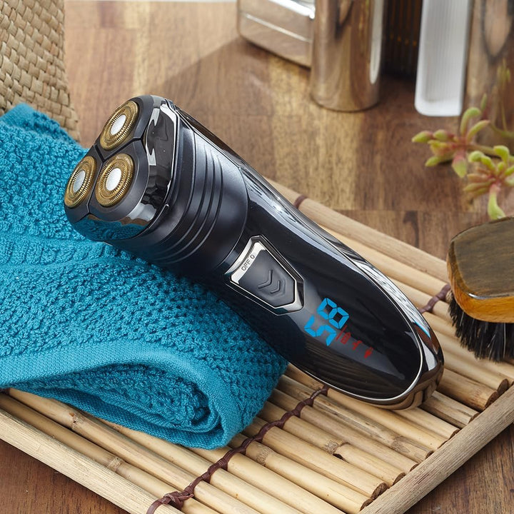 EUROtops Herren Elektro-Rasierer mit 3 Scherköpfen – LC-Display/Lade-Station, Kabelloser Nass- / Tro