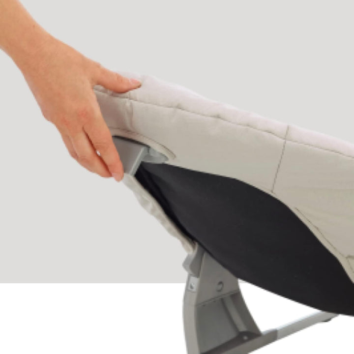Inglesina Lounge Musikalische Babyliege, Mint, Von Geburt bis 9 Kg, Entspannende Schaukelbewegung, V