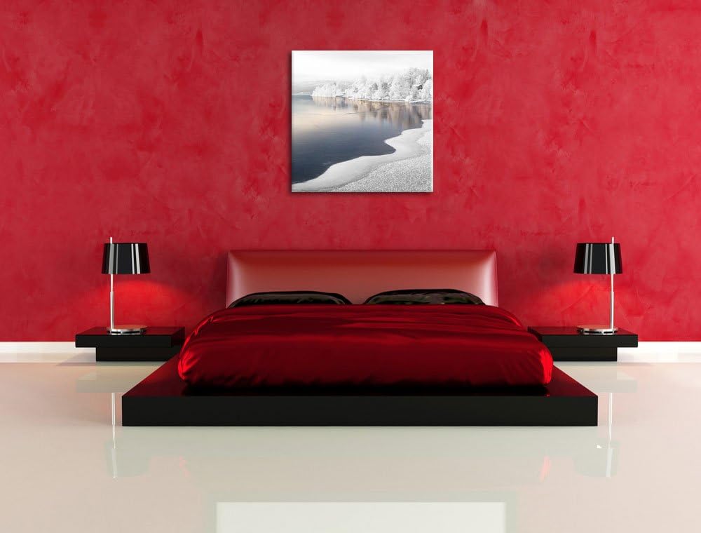 Pixxprint Traumhafte Winterlandschaft Wald Schnee schwarz/weiss, Format: 70x70 auf Leinwand, 70x70