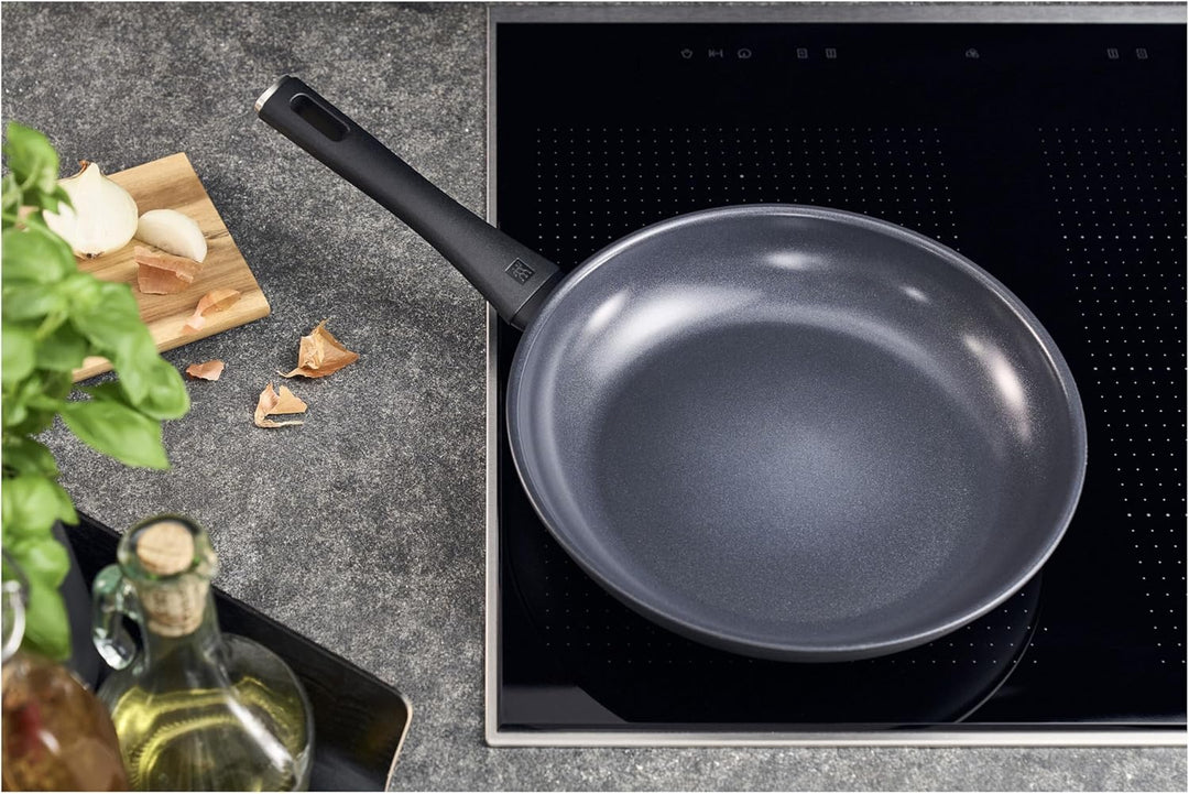 ZWILLING Madura Plus Bratpfanne 20 cm, Keramik-Antihaftbeschichtung, Kratzfest, Induktionsgeeignet,