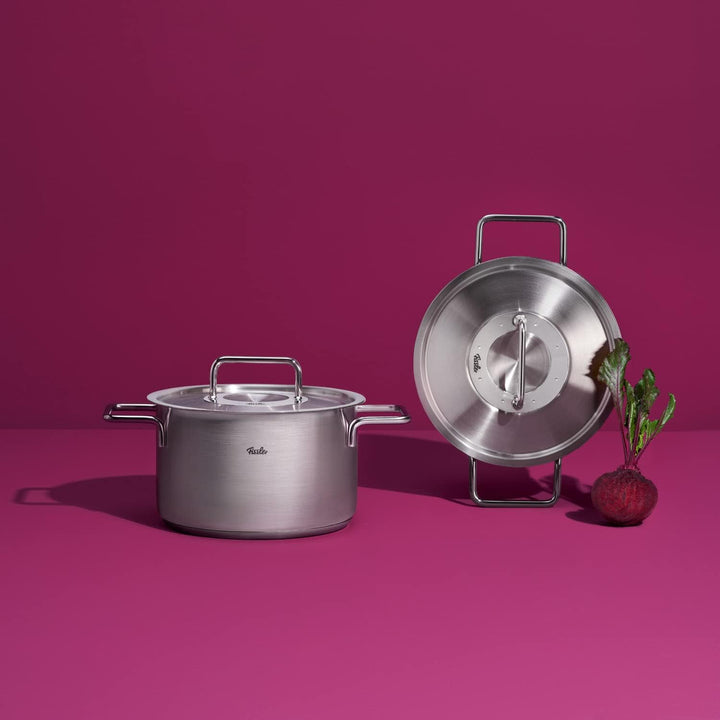 Fissler Pure Collection / Edelstahl-Kochtopf (Ø 24 cm, 5,7L) Töpfe inkl. Metall-Deckel, Innen-Skalie