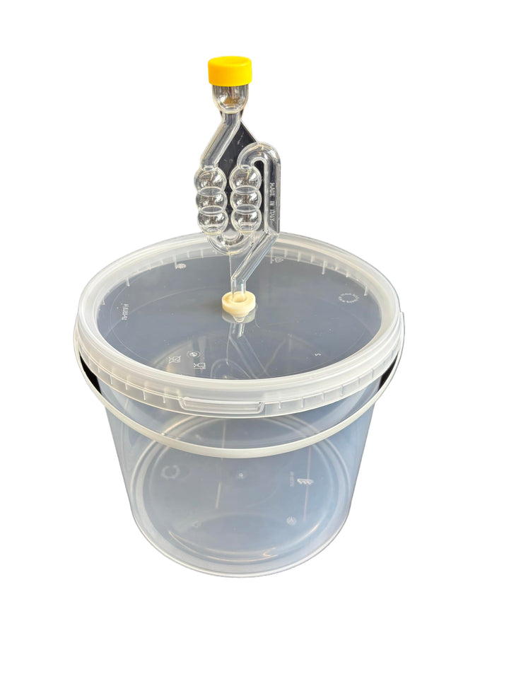 Gärbehälter 5L Fermentationsbehälter mit Gärröhrchen Deckel Dichtgummi Gäreimer Eimer für Bier Wein