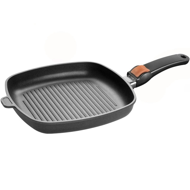 SKK viereckige Grillpfanne 26x26 cm - induktionsgeeignet - flache eckige Antihaft Steakpfanne geripp