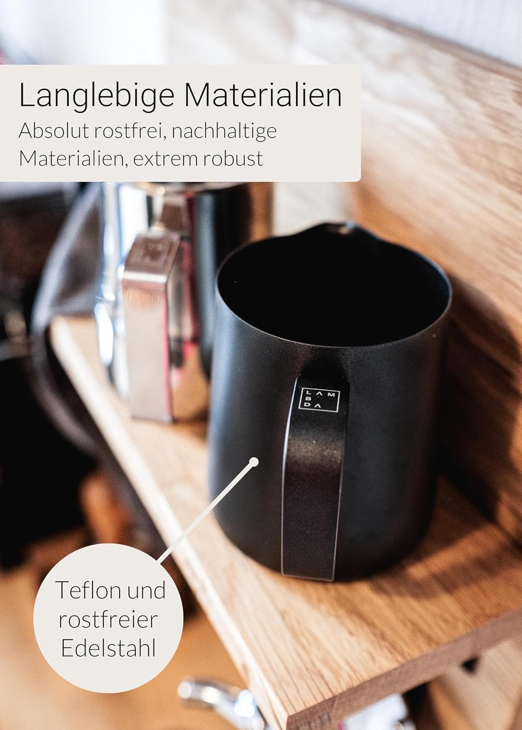 Lambda Coffee Barista Milchkännchen Edelstahl 900ml I Milchkanne schwarz zum Espresso & Milchaufschä