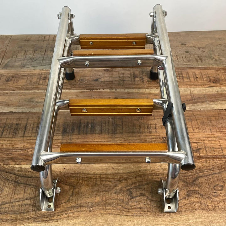 Saarwebstore Badeleiter Edelstahl mit Teak Stufen klappbar Heckmontage Bootsleiter Boot Grösse 2+2,