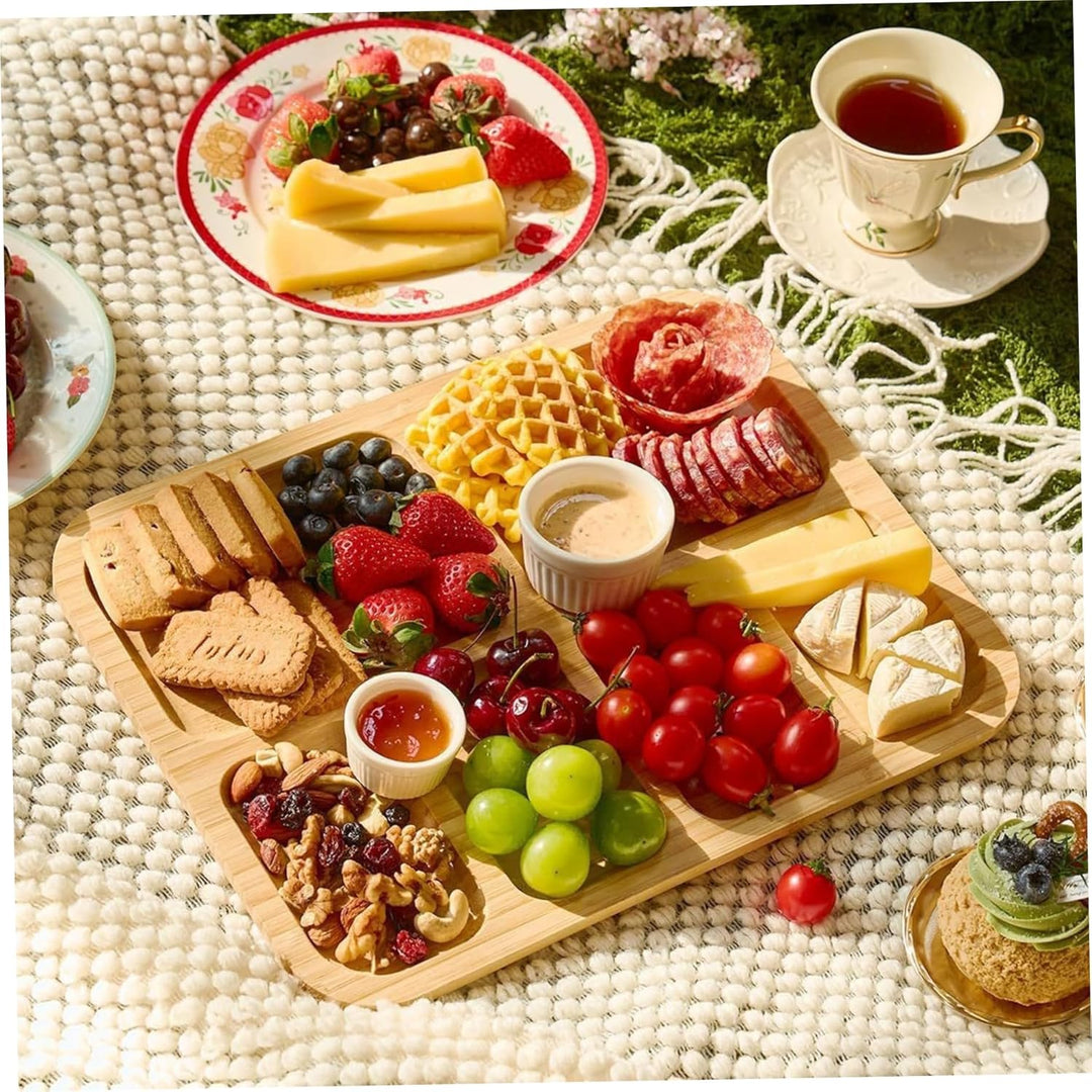 Wurstwarenbrett mit Deckel Bamboo Charcuterie Boards mit Clear Deckel & Handles 6 Fächer, die Tablet