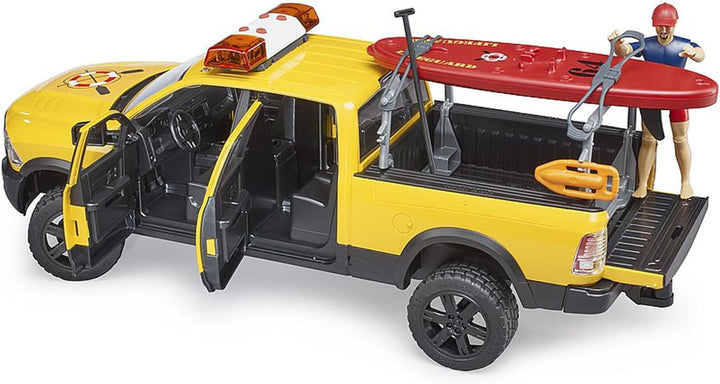 bruder 02506 - RAM 2500 Power Wagon Life Guard mit Figur, Stand-Up Paddle & Light and Sound Modul -