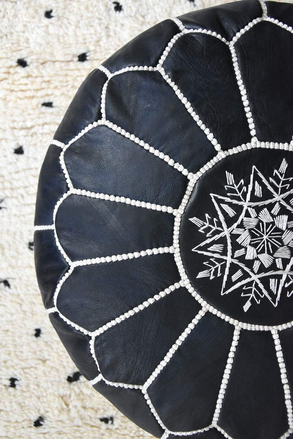 Poufs&Pillows Premium Echt Leder Pouf - Handgefertigt - gefüllt geliefert - Ottoman Sitzsack Fusshoc