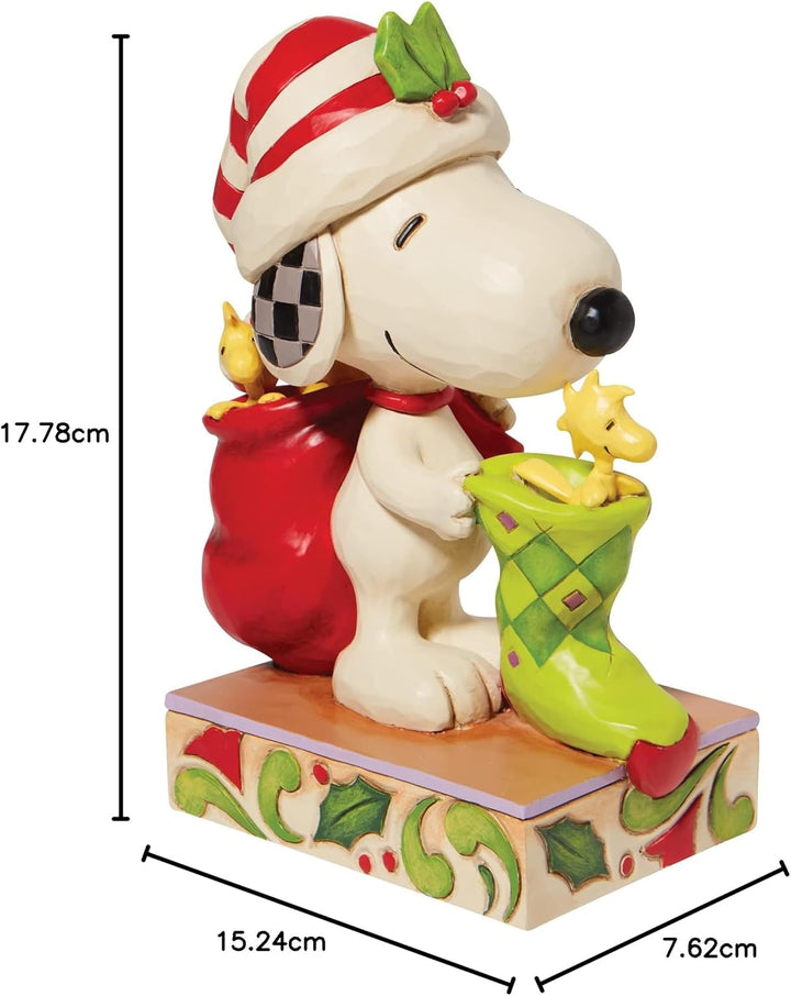 Enesco Peanuts von Jim Shore Snoopy mit Woodstocks und Einer Strumpffigur, 17,8 cm, Mehrfarbig 7 Inc