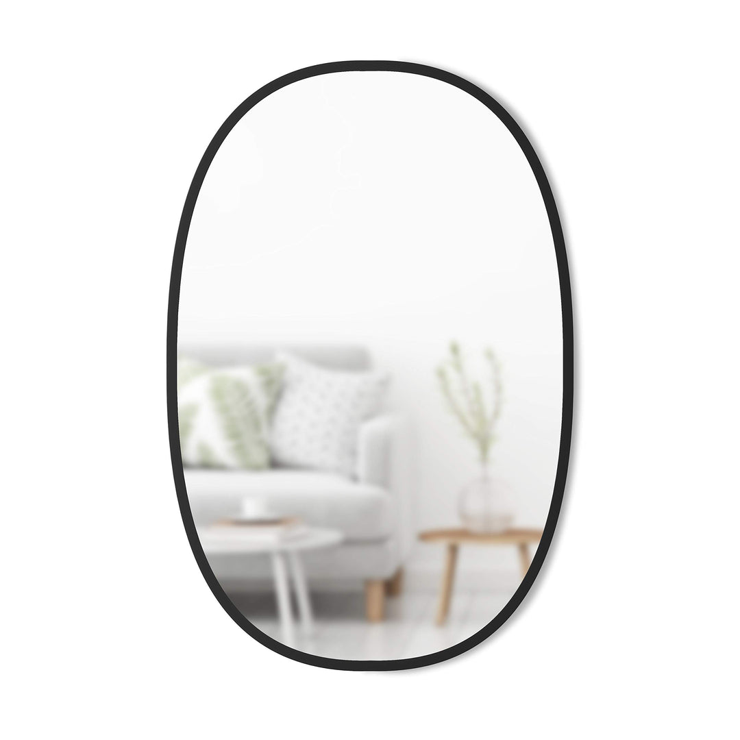 Umbra Hub Wandspiegel – Ovaler Spiegel für Diele, Badezimmer, Wohnzimmer und Mehr, Schwarz, 61x91 cm