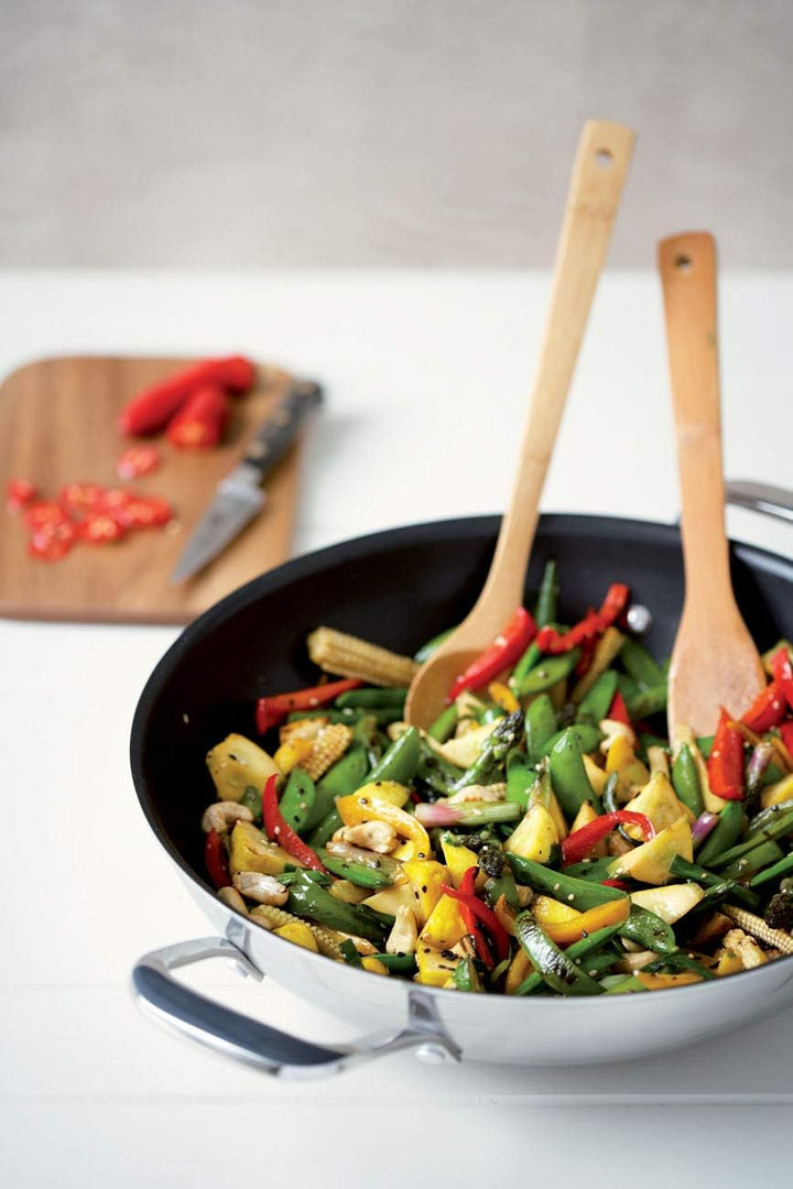 Le Creuset Antihaftbeschichteter Wok aus 3-ply Edelstahl mit Glasdeckel, Ø 30 cm, Für alle Herdarten