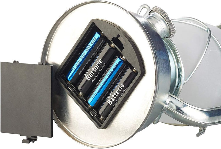 Lunartec Laternen: 2er-Set LED-Sturmlaternen mit Flammen-Effekt, 25 cm Höhe, silberfarben (Camping-L