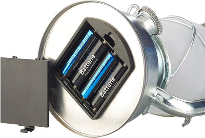 Lunartec Laternen: 2er-Set LED-Sturmlaternen mit Flammen-Effekt, 25 cm Höhe, silberfarben (Camping-L