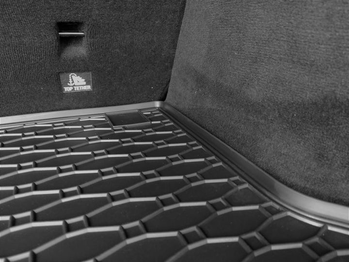 Passgenaue Kofferraumwanne und Gummifussmatten geeignet für Mercedes C-Klasse Kombi S205 ab 2014 + G