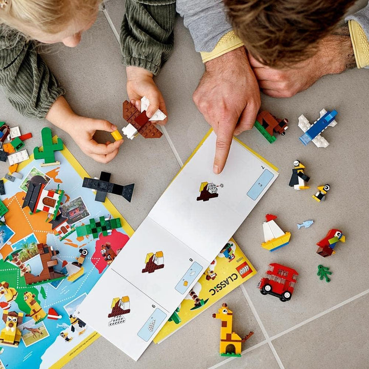 LEGO 11015 Classic Einmal um die Welt Steine, Spielzeug für Kleinkinder ab 4 Jahre mit Bausteinen un