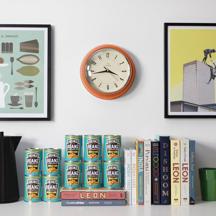 JONES CLOCKS® Ketchup-Wanduhr, Retro-Design, perfekt für die Küche, Heimbüro, Schlafzimmer 25cm (Ora