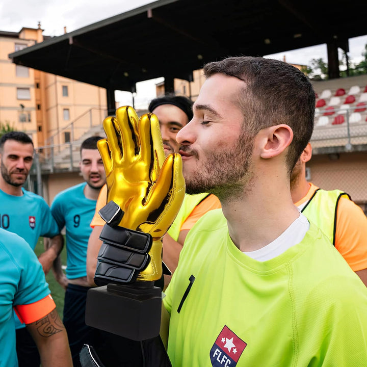 BESPORTBLE Siegertrophäen Für Die Schule Torwarthandschuhe Echte - ?e. Fu?Ball- Fan- Troph?e. Wettbe