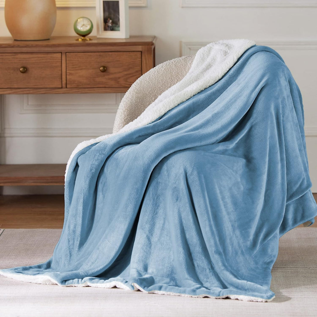 BEDSURE Kuscheldecke - Warm Sherpa Wolldecke & Sofadecke, Flauschig Sofaüberwurf Decke, Dicke Couchd