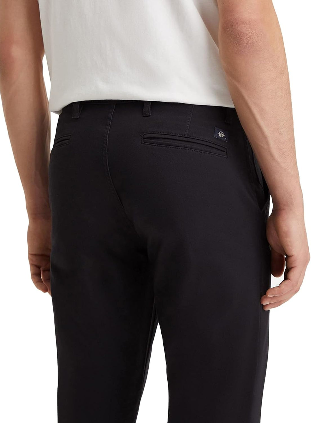 Dockers Herren Alpha Original Khaki Slim Hose 29W / 30L Schwarz, 29W / 30L Schwarz