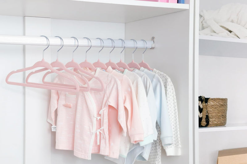 ManGotree Baby-Kleiderbügel aus Samt, Kleinkind-Kinderbügel mit Drehbarem Haken, Gekerbtes Schulter