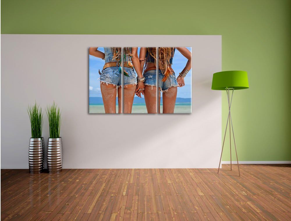 Pixxprint Hippiemädchen in Shorts als Leinwandbild | Grösse: 3 Teilig (120x80) | Wandbild| Kunstdruc