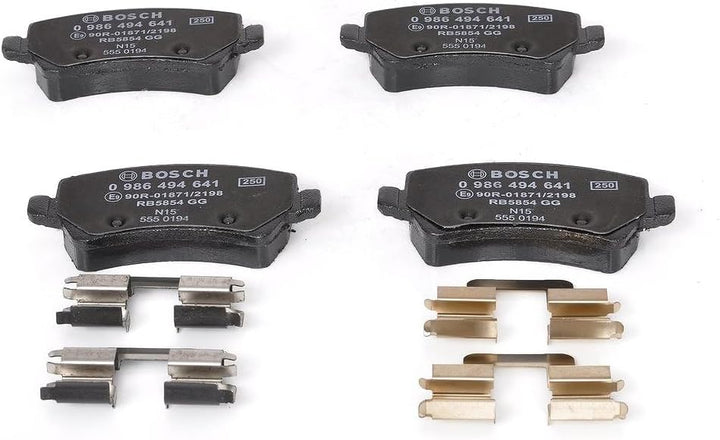 Bosch BP1120 Bremsbeläge - Hinterachse - ECE-R90 Zertifizierung - vier Bremsbeläge pro Set