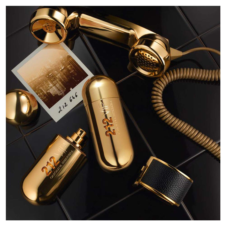 Carolina Herrera 212 VIP Women EDP Spray 80.0 ml, 1er Pack (1 x 80 ml) Rum, Passionsfrucht, Gardenie