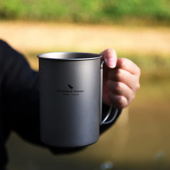 iBasingo Titan 600ml Becher Outdoor Camping Becher mit Deckel Leichtes Tragbares Kochgeschirr Wasser