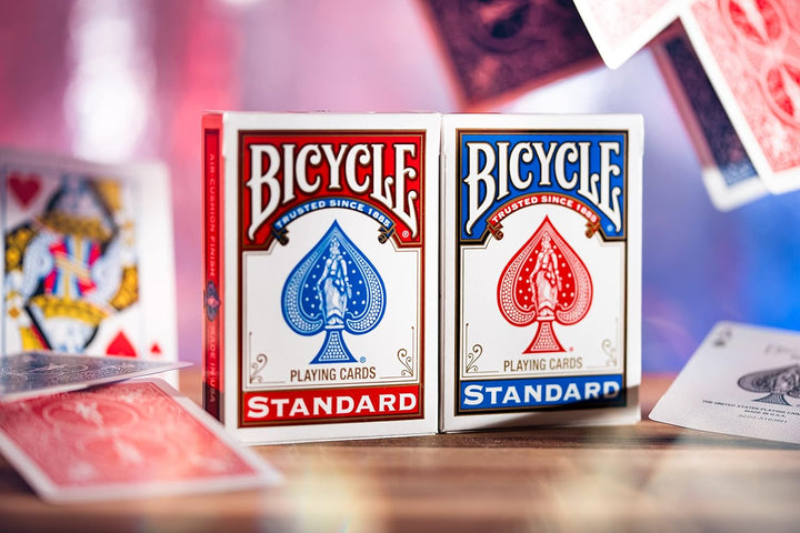 Bicycle 1001781 Kartendeck Standard 2er-Pack Rot & Blau Rommé-Karten, Pokerkarten, Zauberkarten & Cr