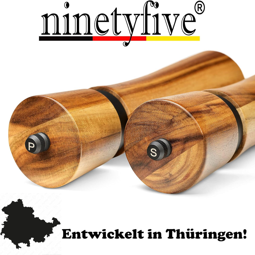 ninetyfive® edles Pfeffermühlen Set aus Holz | Salz und Pfeffermühle + Untersetzer und Einfülllöffel