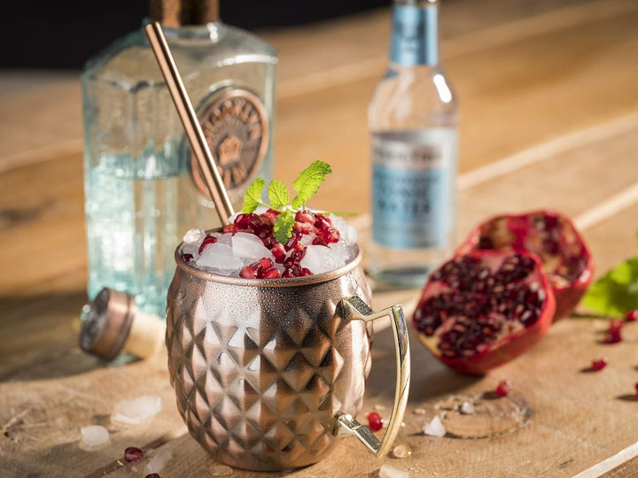 2 Moscow Mule Becher, 500 ml, hochwertige Edelstahl-Becher mit Ananas Struktur, lebensmittelecht, Pi