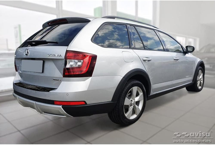 Avisa Schwarz Edelstahl Heckstossstangenschutz kompatibel mit Skoda Octavia III Scout 2014-2020 'Rib