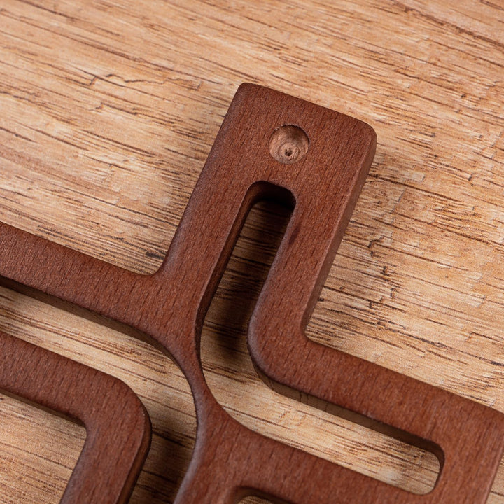 Drewniane Krzyże Hängendes Kreuz aus Buchenholz Modern Wandkreuz Kruzifix Glatte Oberfläche Hängend