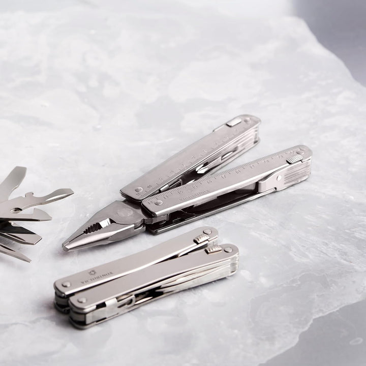 Victorinox, Multifunktionstool, SwissTool, Taschen Werkzeug, Funktionen, Kombi-Spitzzange, Feststell