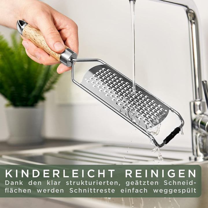 WALDWERK Käsereibe (2er Set) - Parmesanreibe mit Design Holzgriff - Zesterreibe aus Edelstahl mit ge