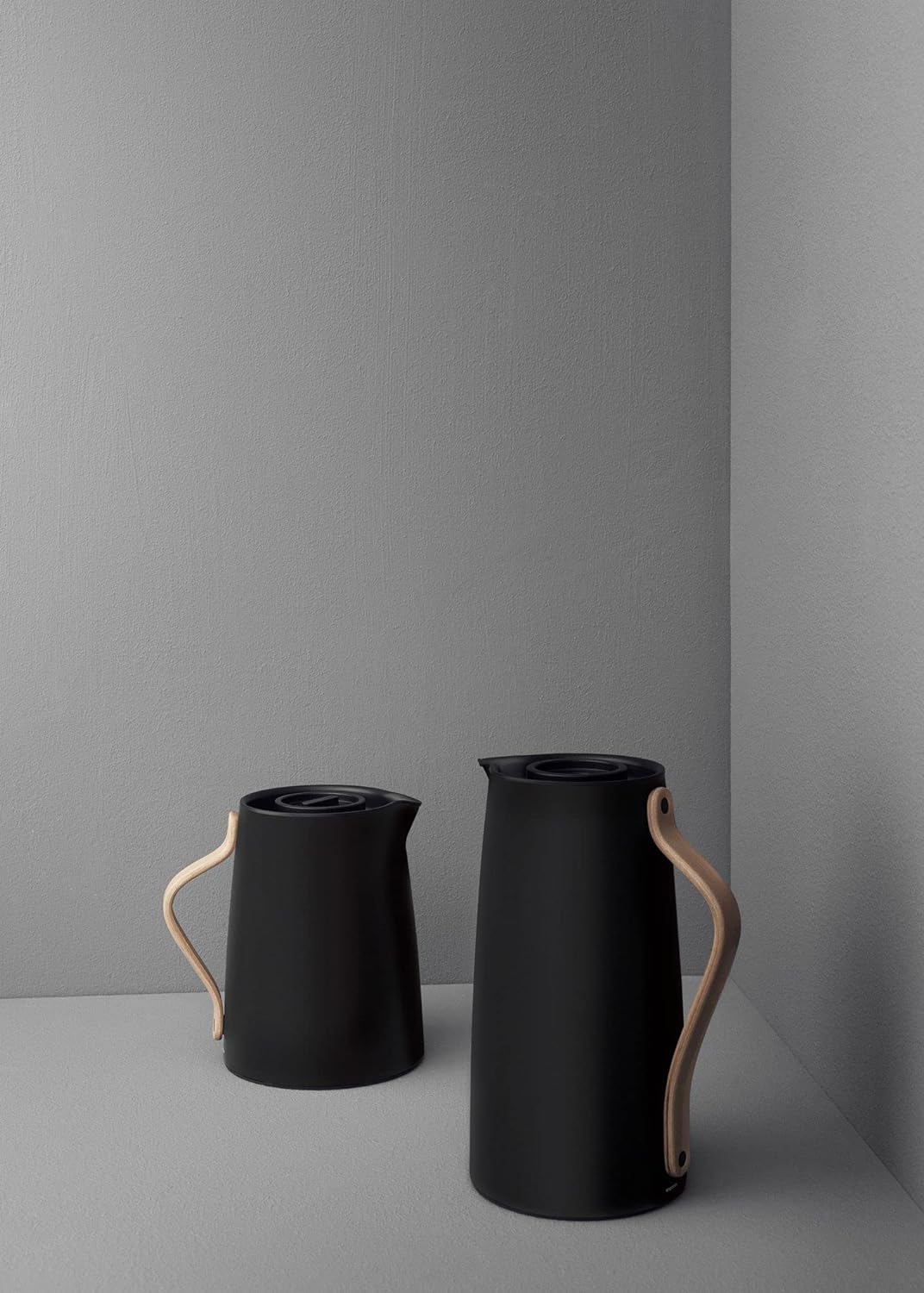 Stelton Tee-Isolierkanne Emma - Isolierte Kunststoff-Teekanne mit Deckel &amp; Edelstahl-Thermoeinsatz -