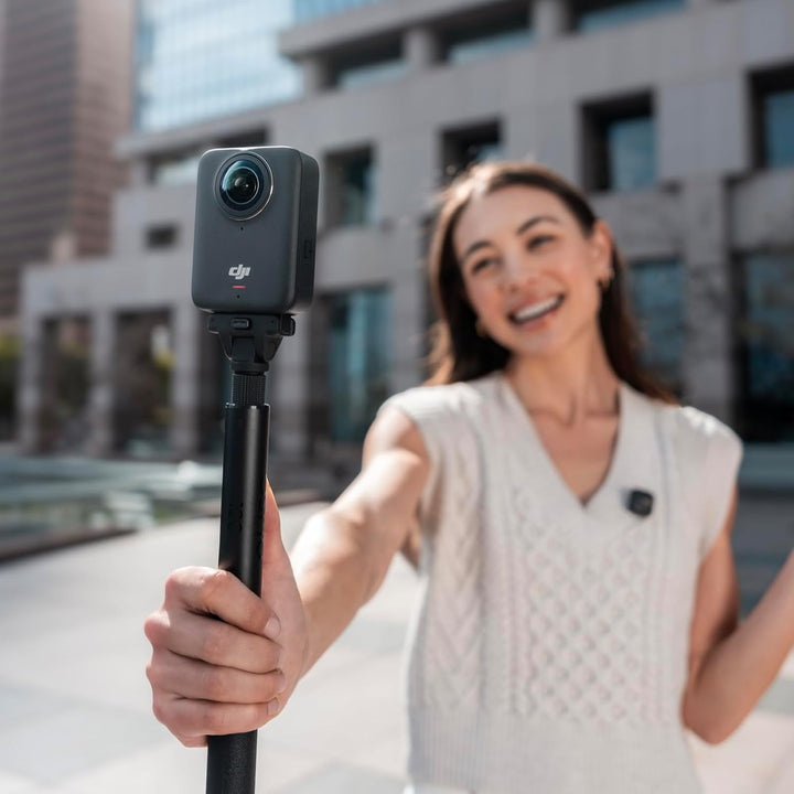 DJI Osmo 360 Skiing Combo, 360 Kamera mit 1-Zoll 360° Aufnahmen, Natives 8K 360° Video, 1,2 m unsich