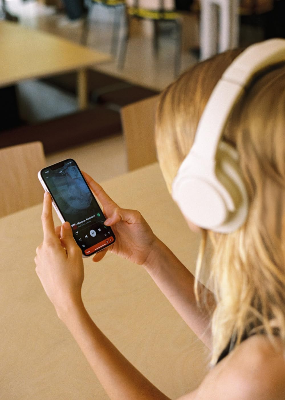 CREATE / Headphones ANC Studio/Kabellose Kopfhörer mit Kopfbügel Cremeweiss/Geräuschunterdrückung, z