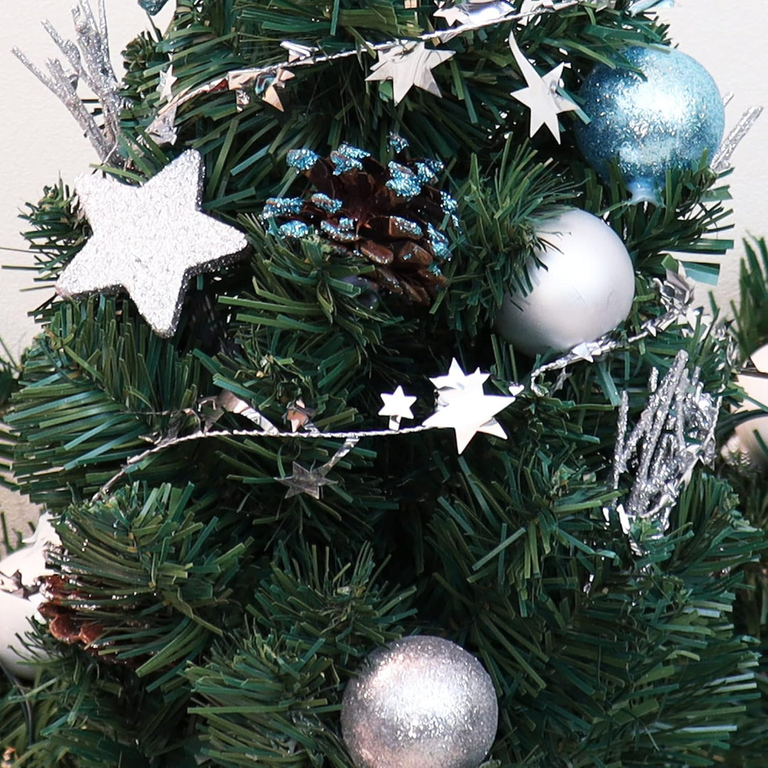 COM-FOUR® Künstlicher Weihnachtsbaum mit Christbaumkugeln - Geschmückter Tannenbaum für die Weihnach