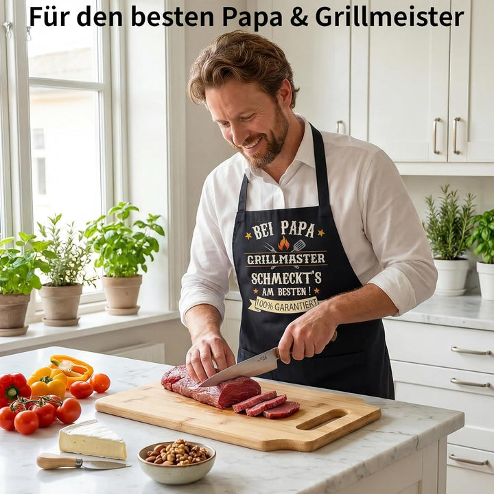 Defresit Papa Geschenk Set 5-in-1 – Lustige Grillschürze, Bambus Schneidebrett & 3 Holz Kochlöffel –
