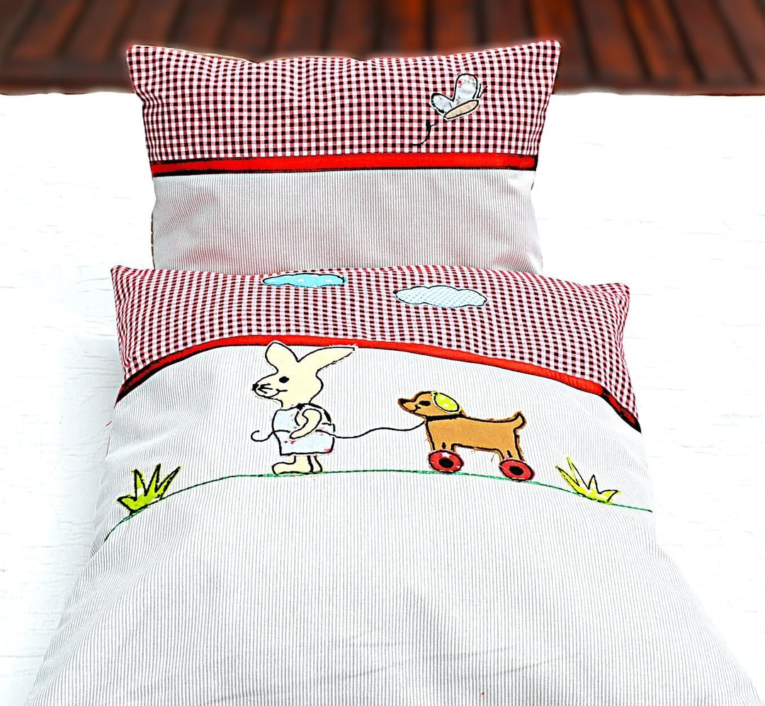 Puppenbettwäsche 2-TLG. -Kissenset Hasenkind, Set mit Kaninchen-Stickbild Hase mit Hund, Hase mit Hu