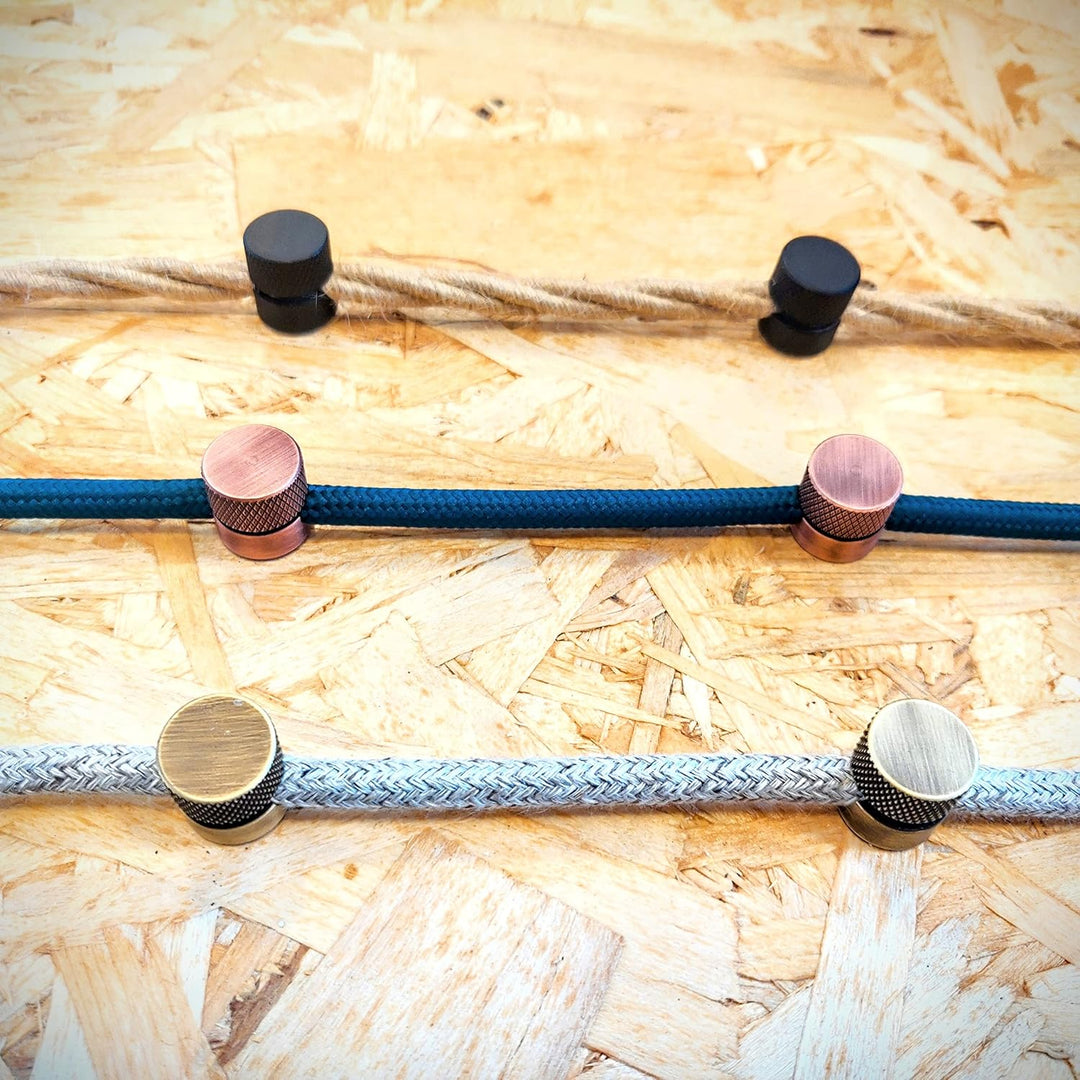 Amarcords - 10 Aluminium Deckenpins mit sichtbarer Kabelanpassung. Deckenbefestigung für Lampen und