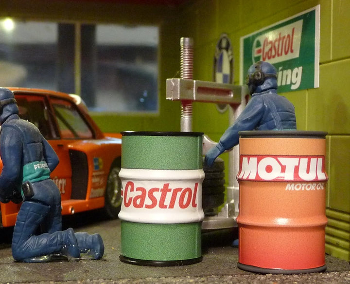 Slotcar Benzin-ÖL-FÄSSER 6er Set in 1:32 für Carrera UNIVERSAL/DIGITAL TOP DEKO