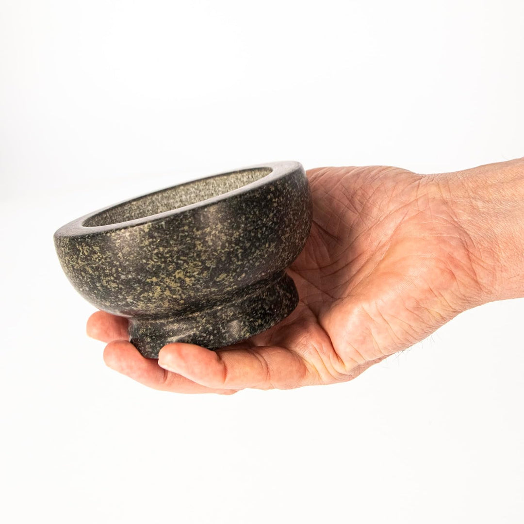 BROWIN® Küchenmörser mit Stössel aus Granit 312012 | Ø 10 cm | Zerkleinerer für Kerne, Gewürze, Nüss